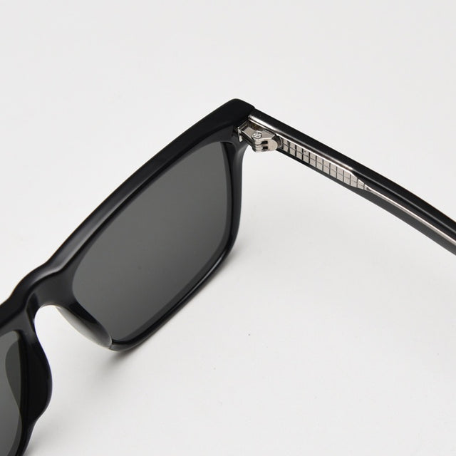 Eclipse - Polarized